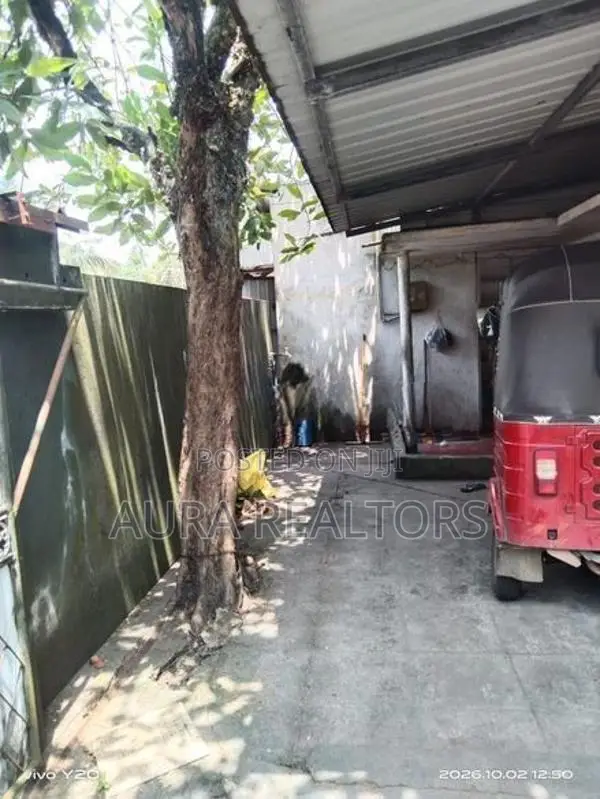 Land with House for Sale in Arangala ( P-320) Malabe