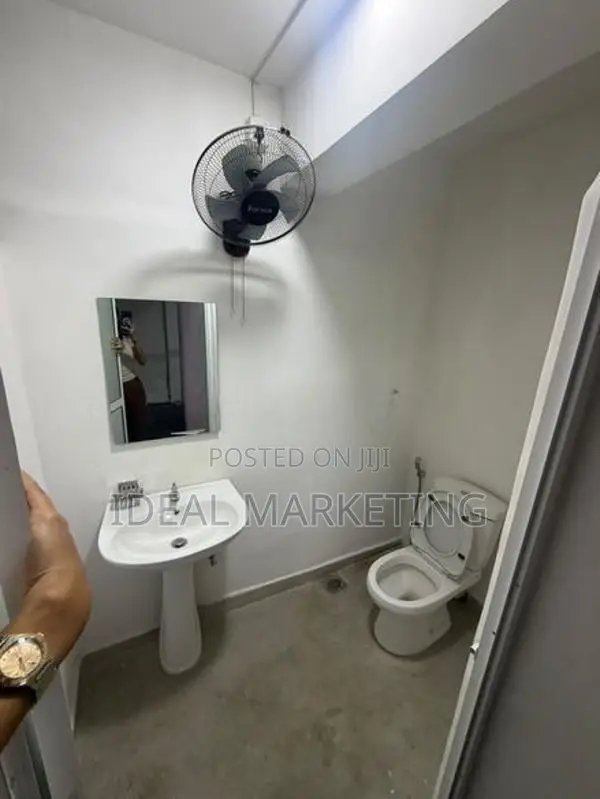 Colombo 06 - Spacious Building for rent