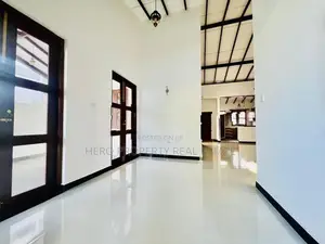 BRND NEW LUXURY SINGLE STORY HOUSE FOR SALE IN ATHURUGIRIYA