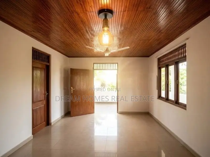 12 Perch 2 Story House for Sale - Kottawa