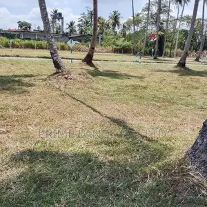 Land for Sale in Pellandeniya Junction
