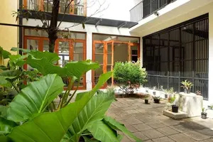 4 Bedroom Large House In Colombo 05
