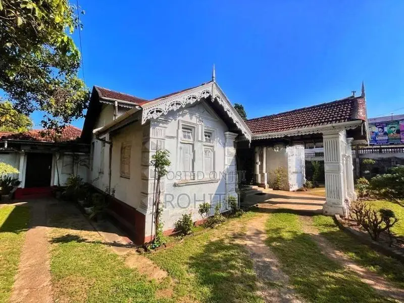 Mount Lavinia 61 Perch 50+ Ft Galle Road Frontage Rectangle Plot