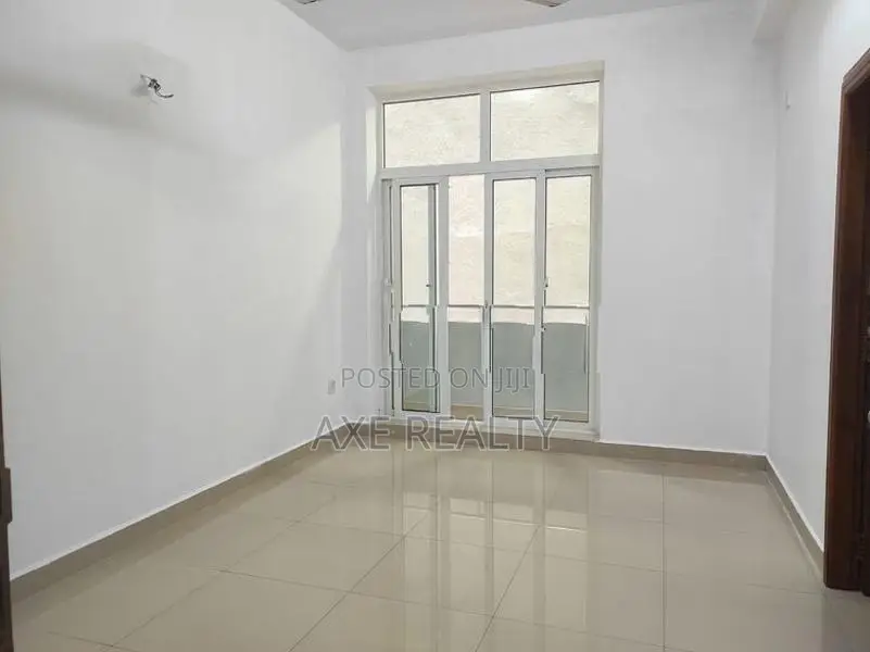 4 Bed Apartment For Sale In Colombo 05