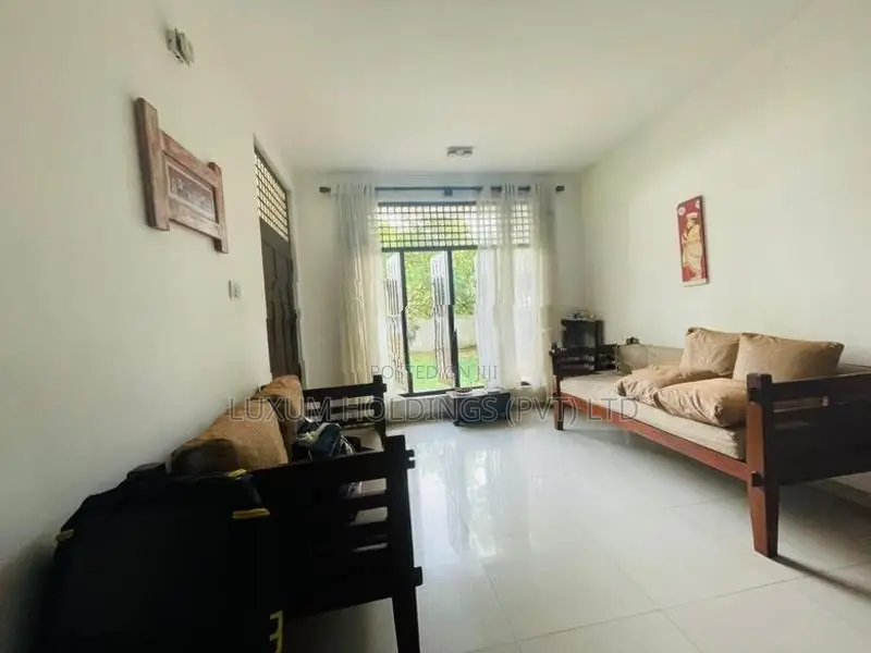 Luxury House For Rent Off KDU Boralesgamuwa [ 2341C ]
