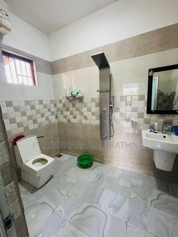 24 Perches - 4 Bedrooms Two Storied House For Sale Ja-ela