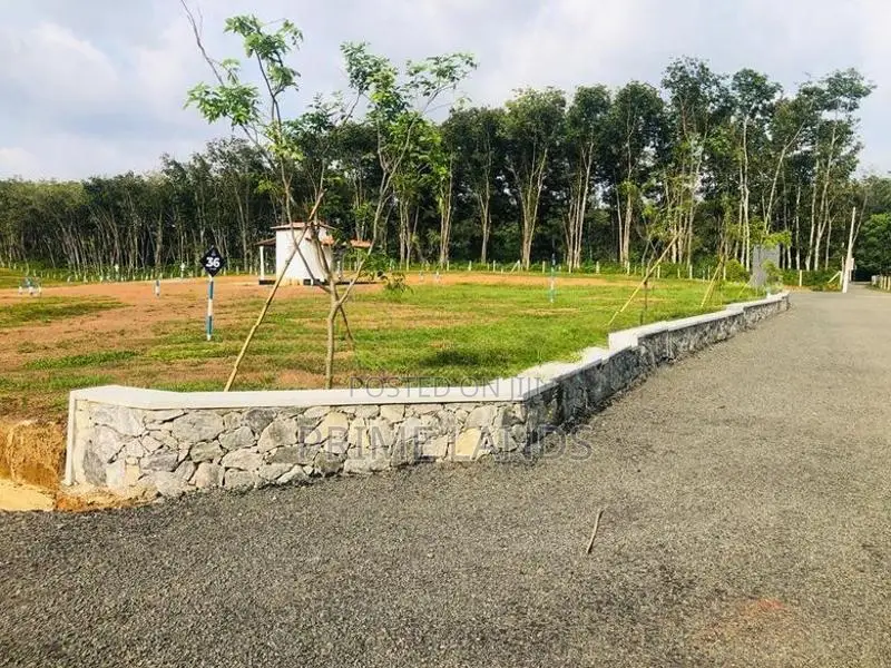 තලගල ඉඩමක්