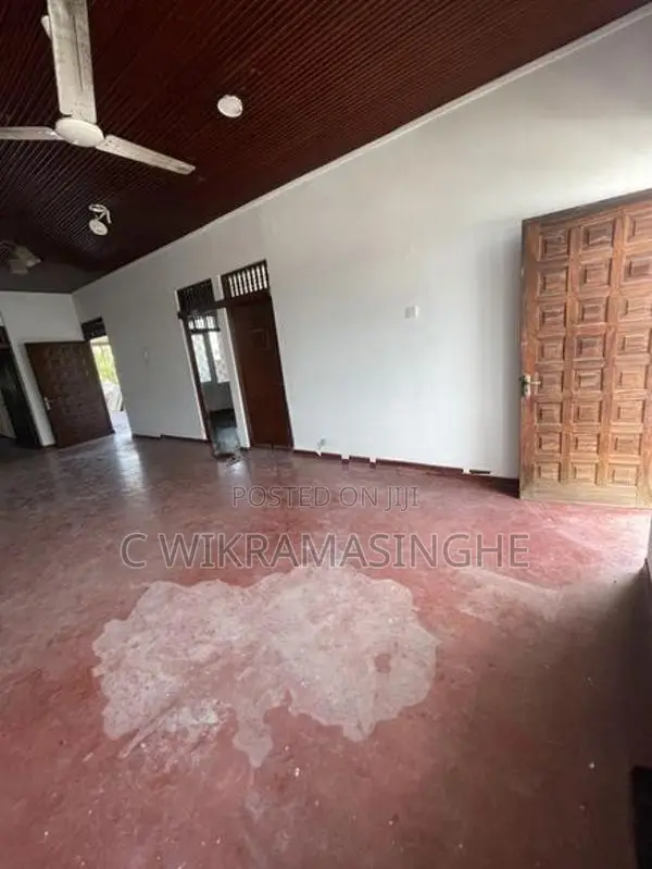 Building for Rent Colombo 8