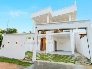 Brand New Luxury House For Sale Kesbewa