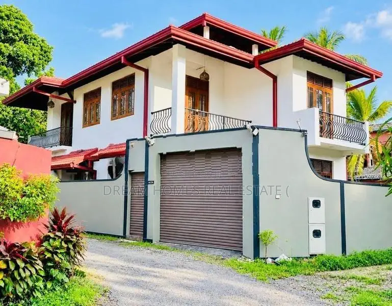 Semi-Furnished House for Rent – Thalawathugoda
