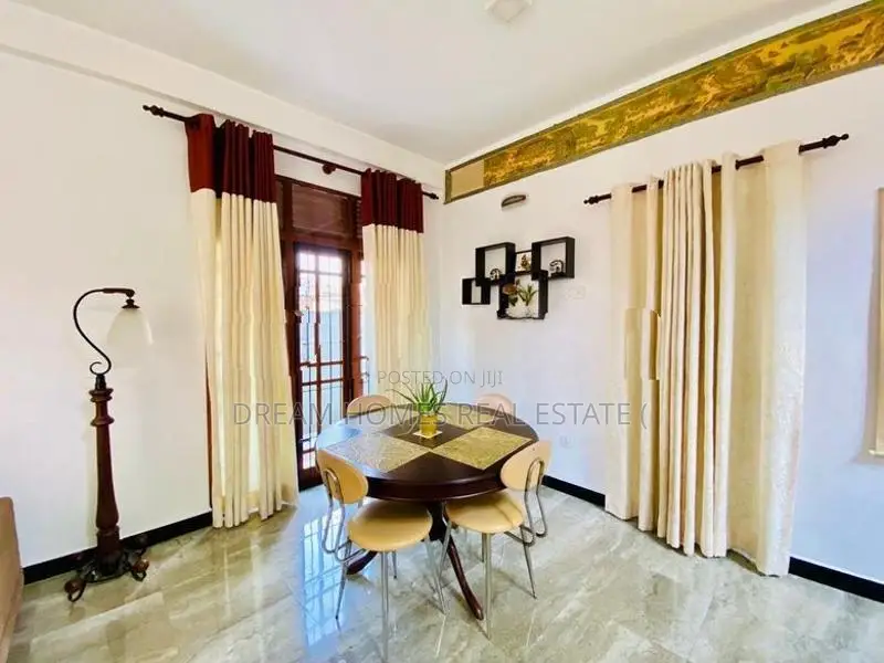 Semi-Furnished House for Rent – Thalawathugoda
