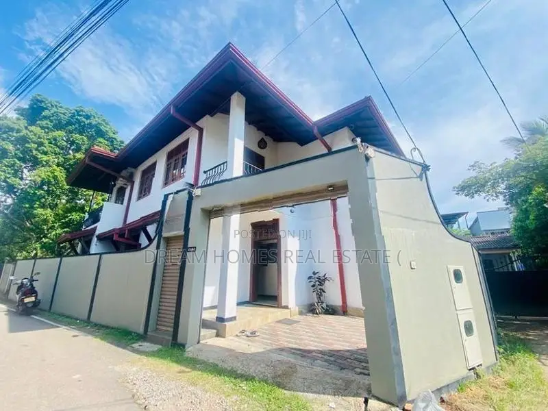 Semi-Furnished House for Rent – Thalawathugoda