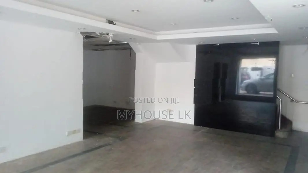 Commercial Building For Rent In Colombo 03 (Showroom)