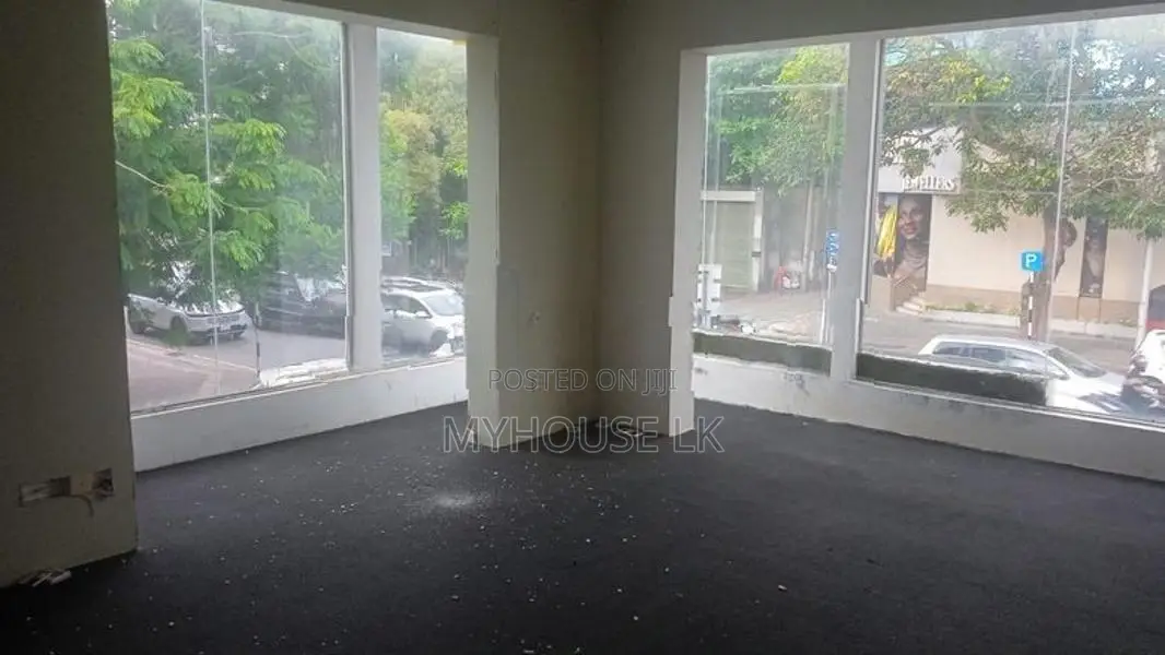 Commercial Building For Rent In Colombo 03 (Showroom)
