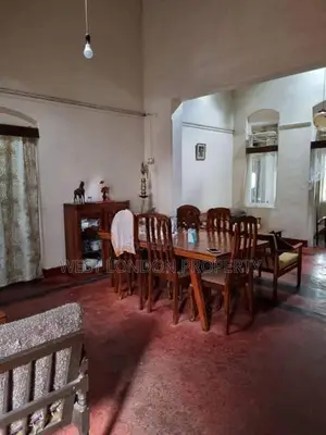 Land With An Old House For Sale – Kandy
