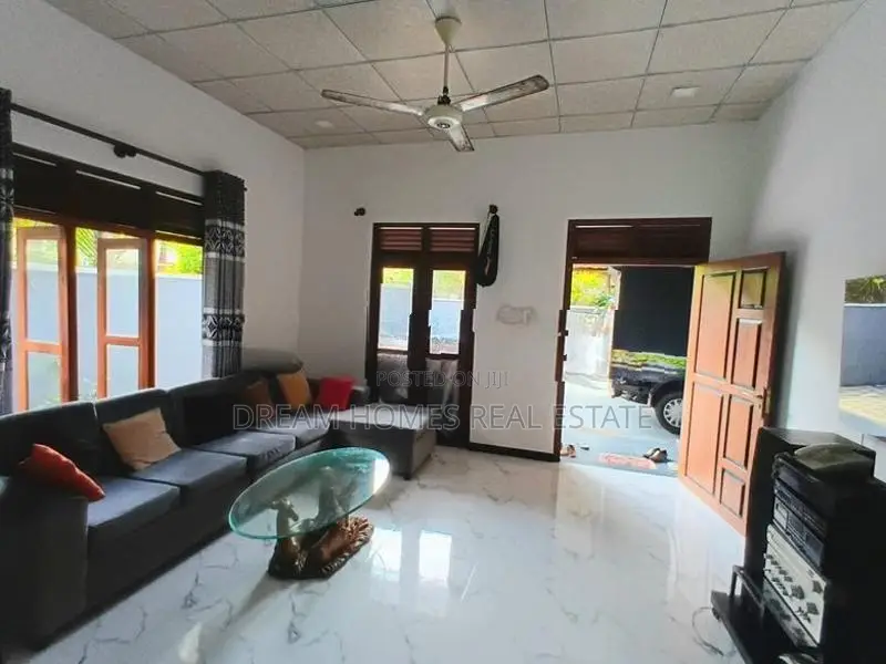 House for Sale in Mattegoda, Kottawa