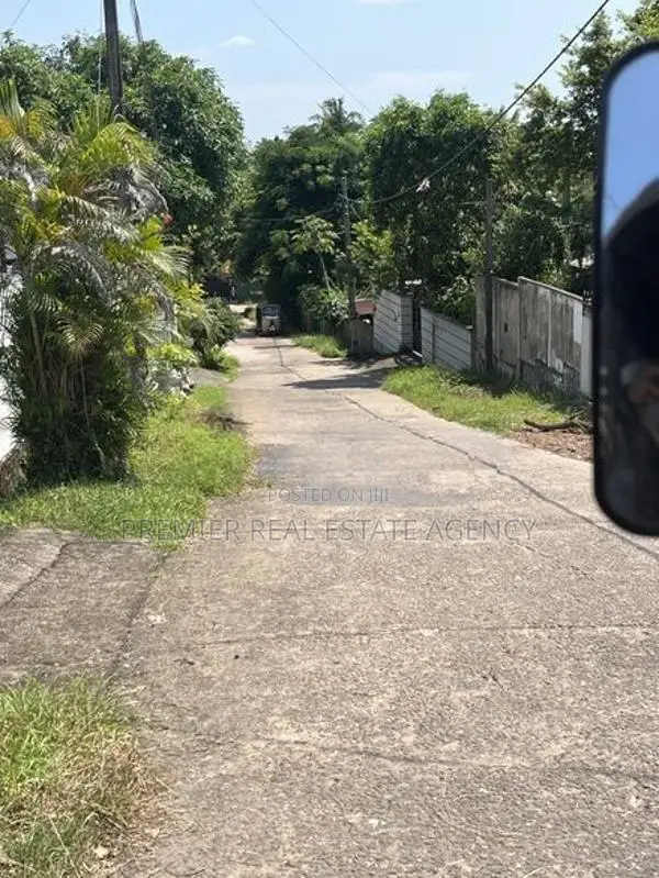 Land For Sale In Ja-Ela - 1km From The Town