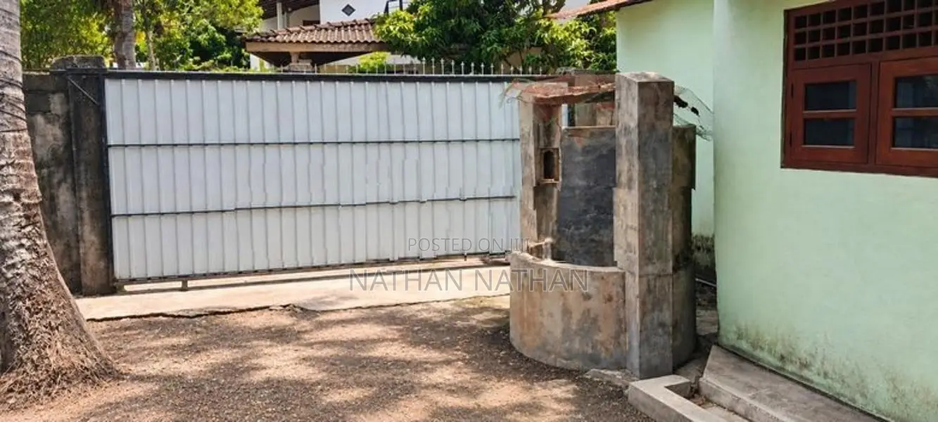 Land with House for Sale in Wattala