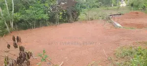 ගම්පහට කිට්ටුවෙන් වටිනා බිම්කොටසක්