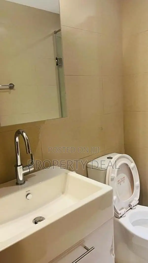 3 Bedrooms Apartment for Sale in Colombo 5 PDA124