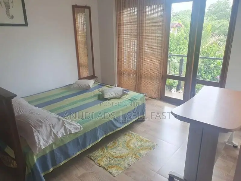 Single Room (Only for Girl) Rent in Homagama