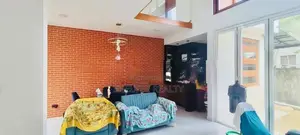 Spacious 4 Bedroom house for rent in Thalawathugoda