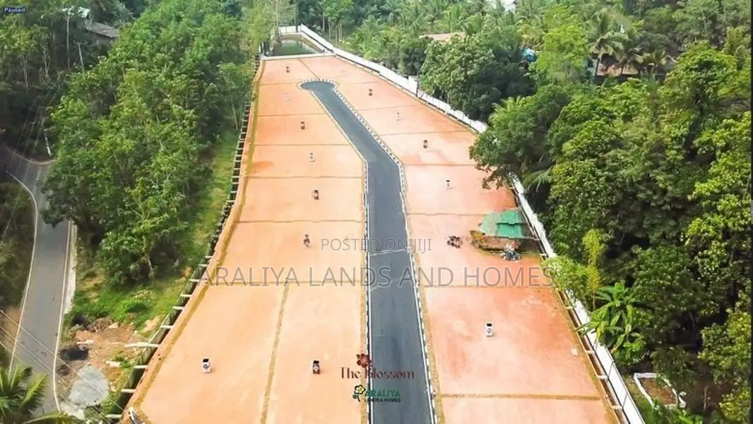 Land for Sale in Gampaha - Oruthota