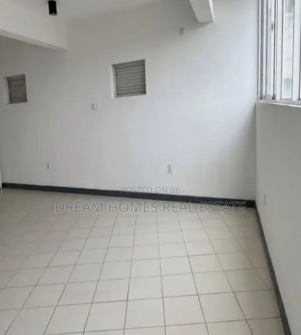 Commercial Building For Rent – Delkanda, Nugegoda