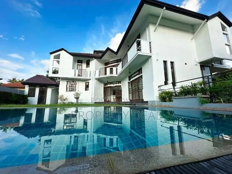 5 Bedroom House for Sale in Battaramulla - Pdh51