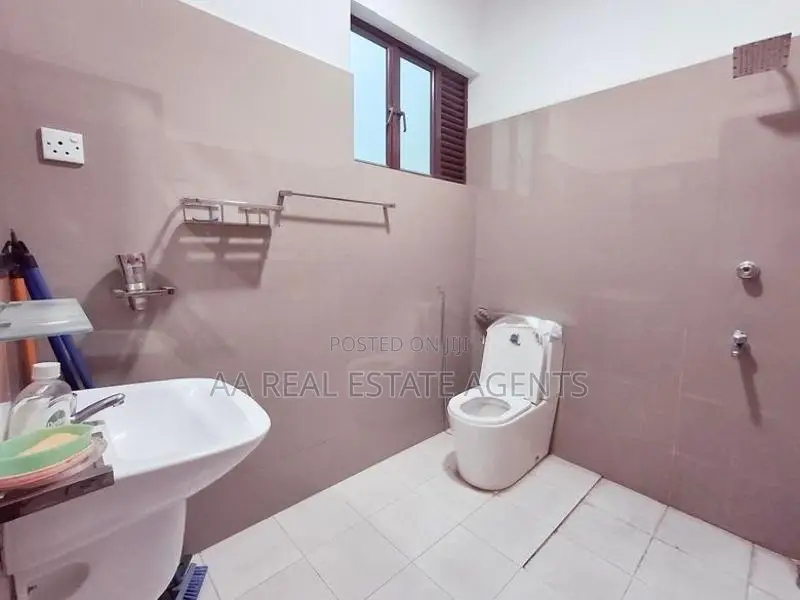 Two Storey House for Sale in Wellampitiya