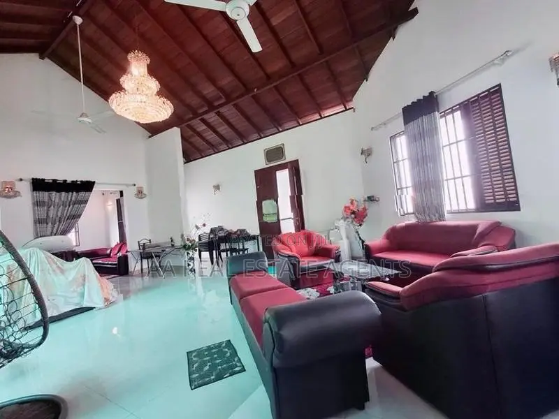 Two Storey House for Sale in Wellampitiya