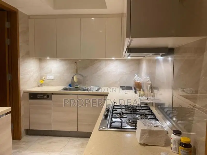 3 BR Apartment Rent in The Shangri La PDA247 colombo 2