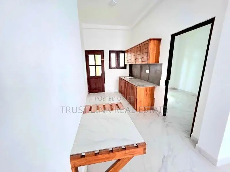 Single Story House For Sale In Wattala - Hunupitiya