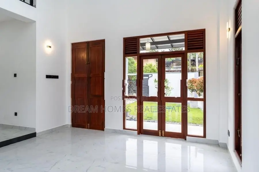 4-Bedroom House for Sale – Homagama, Thalagala
