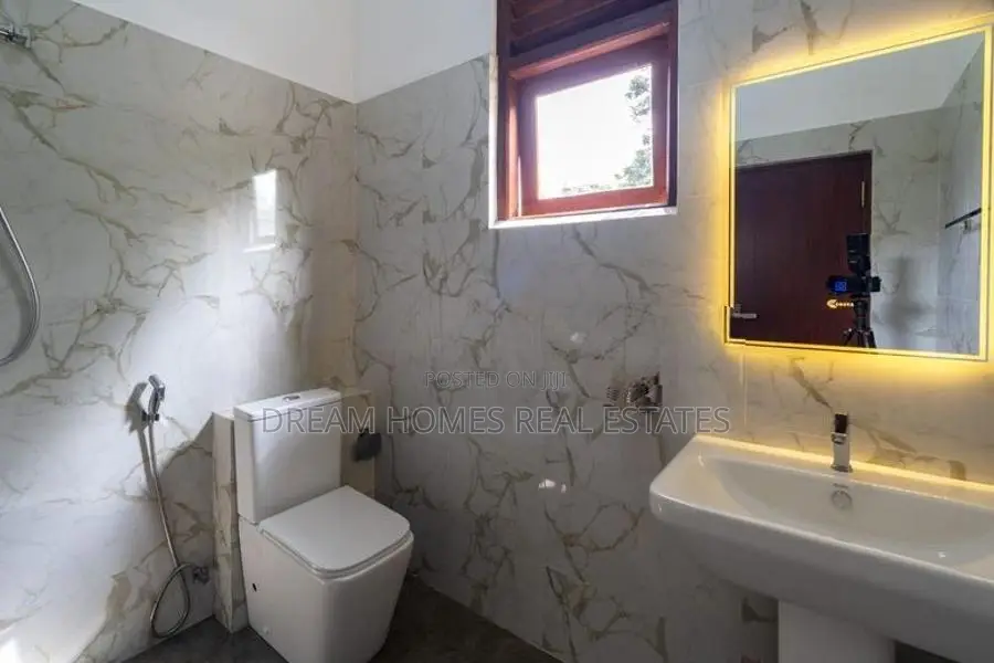 4-Bedroom House for Sale – Homagama, Thalagala