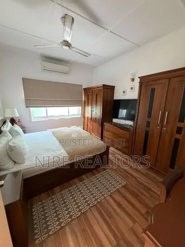 Fully Furnished 4BR Home In Bambalapitiya For Rent, Colombo 4