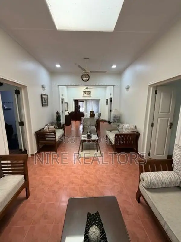 Fully Furnished 4BR Home In Bambalapitiya For Rent, Colombo 4