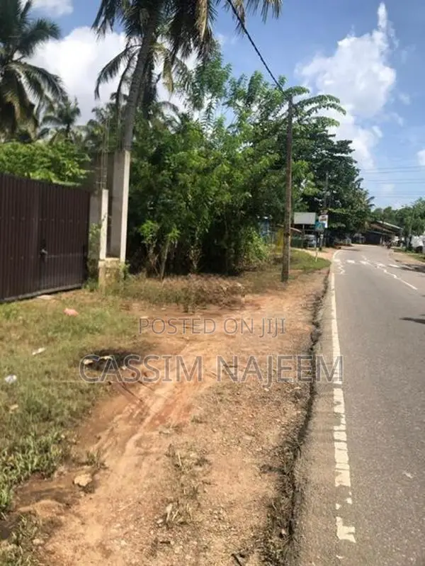 Commercial Land for Sale Ja-Ela