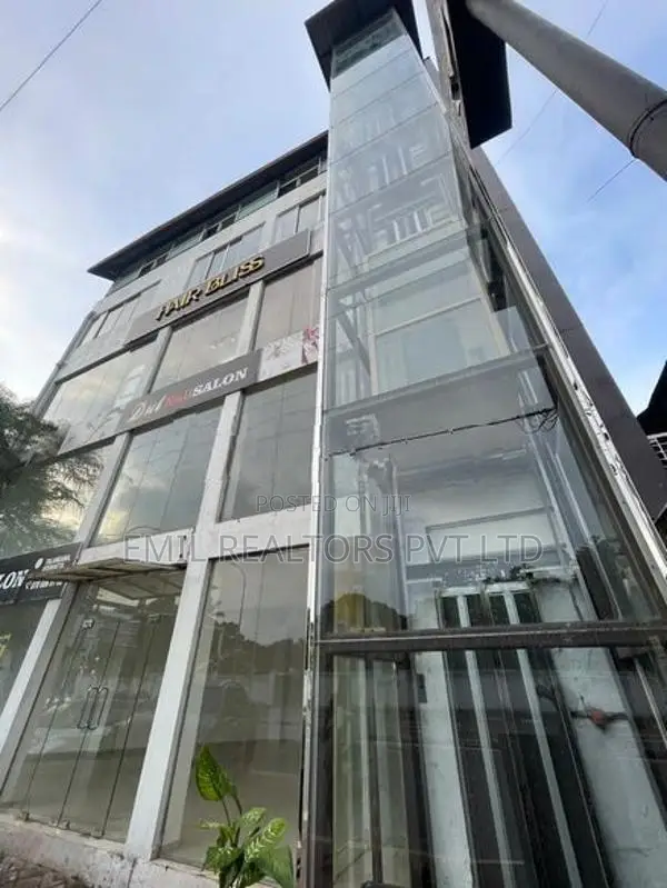 5-Storey Commercial Property for Rent in Koswatta (EM015CK)