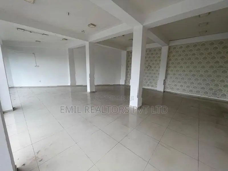 5-Storey Commercial Property for Rent in Koswatta (EM015CK)