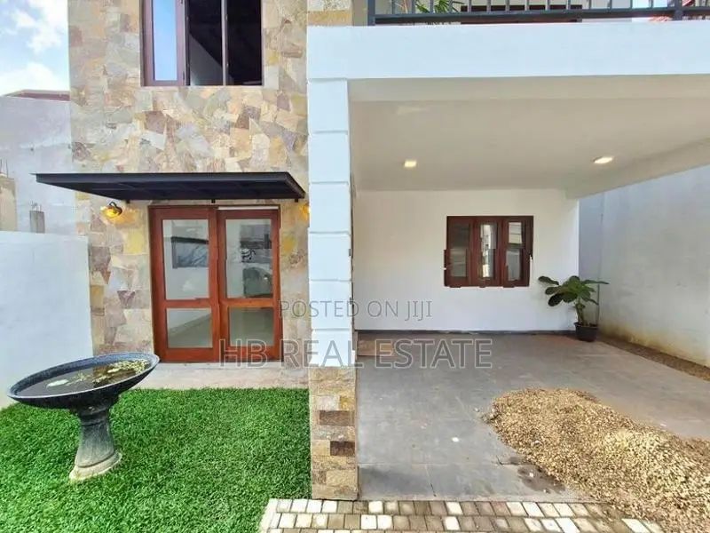 Newly Built Luxury Two Story House For Sale In Talawatugoda