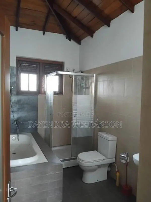 Room for Rent Watapuluwa (for Female)