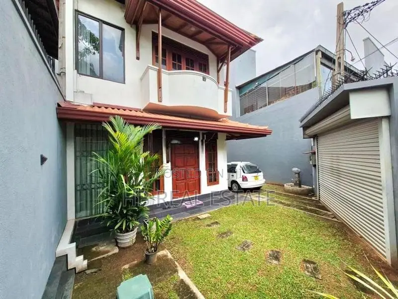 Almost Brand New Two - Story House For Sale In Rajagiriya