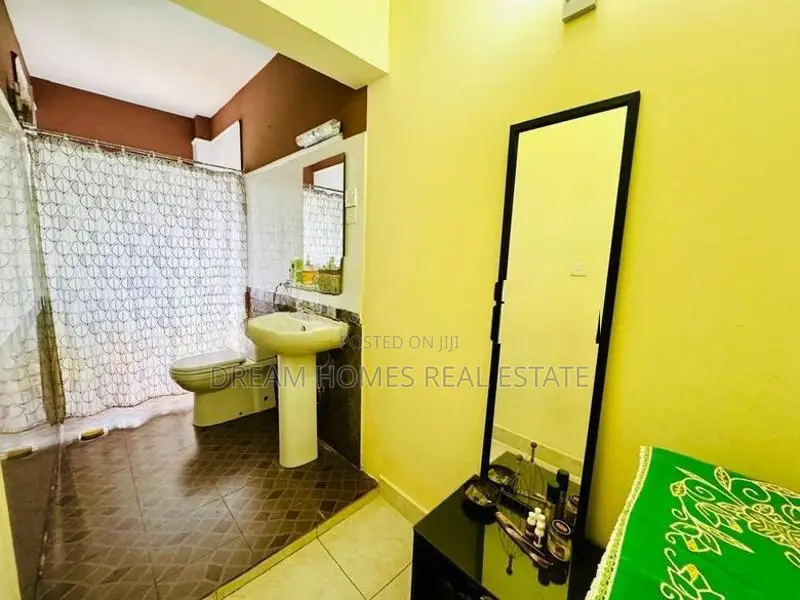Semi-Furnished House in Rajagiriya