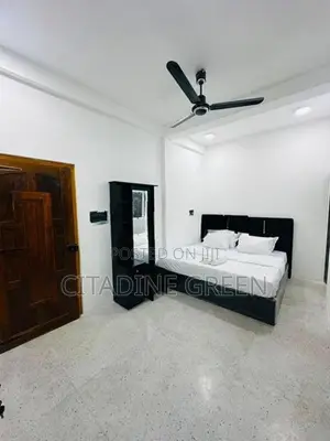 Citadine Green Short Term Rent Vavuniya