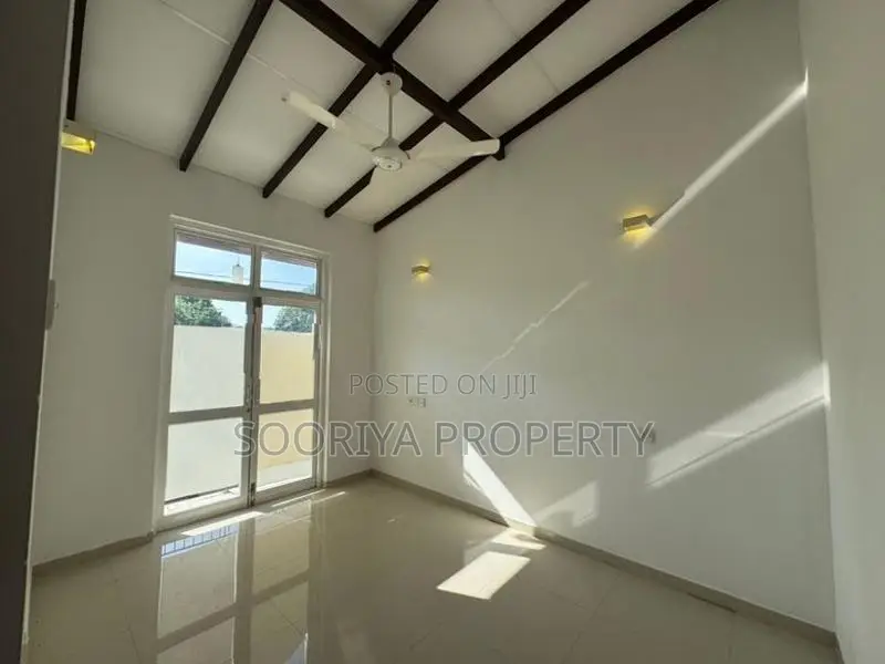 Super Luxury House for Sale in Piliyandala Suwarapola