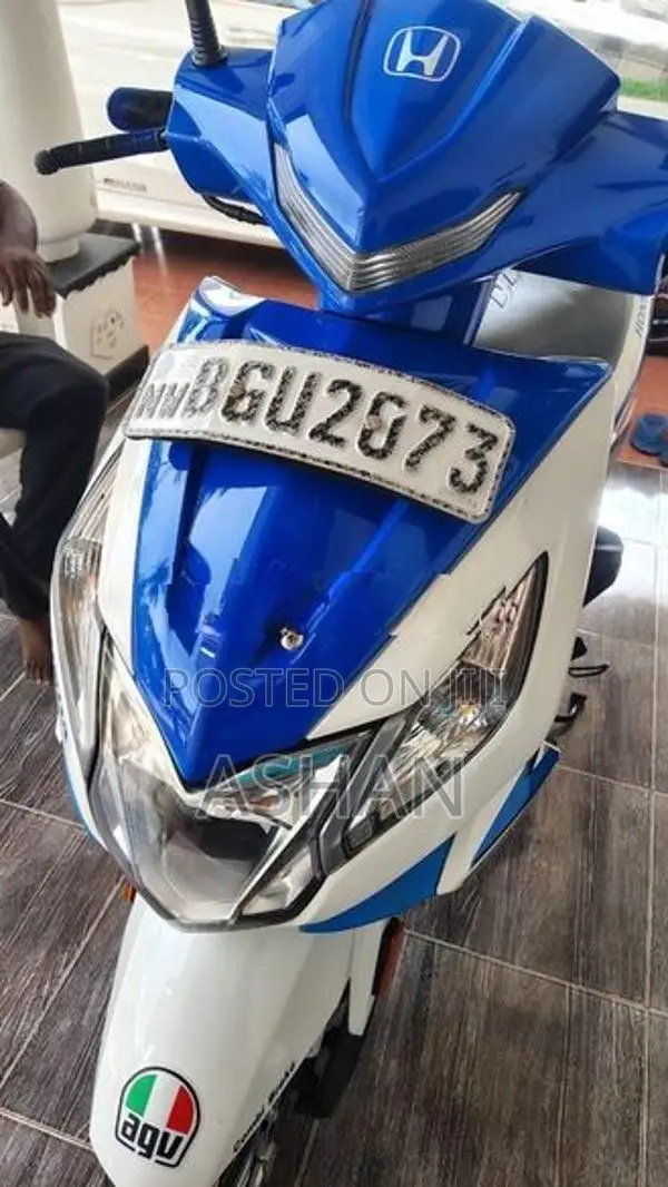 Honda Dio SCV 2018