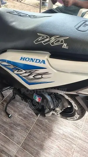 Honda Dio SCV 2018
