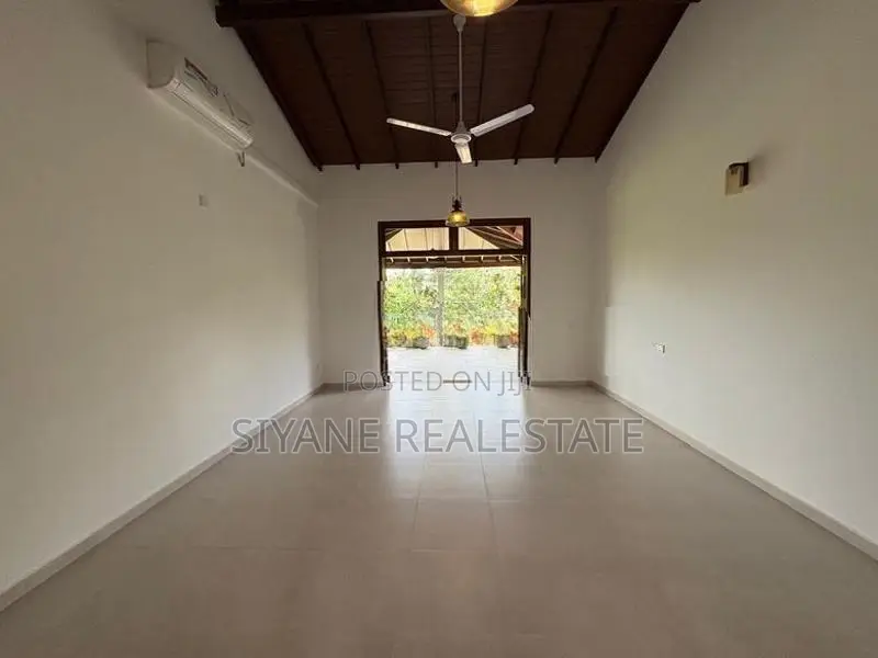 Luxury New House For Sale In Battaramulla