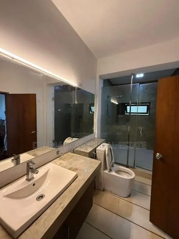 Spacious 5-Bedroom House For Sale In Nawala
